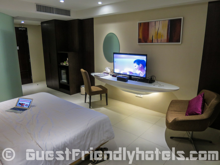 Iconic room amenities in Hotel Icon Bangkok