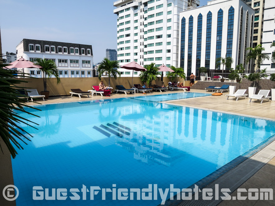 Pool in Grand President Hotel Bangkok