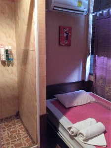 Rooms inside EZ2 massage