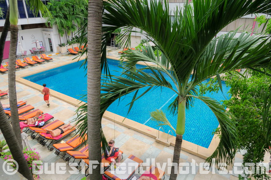 Swimming Pool at the Ambassador hotel Bangkok