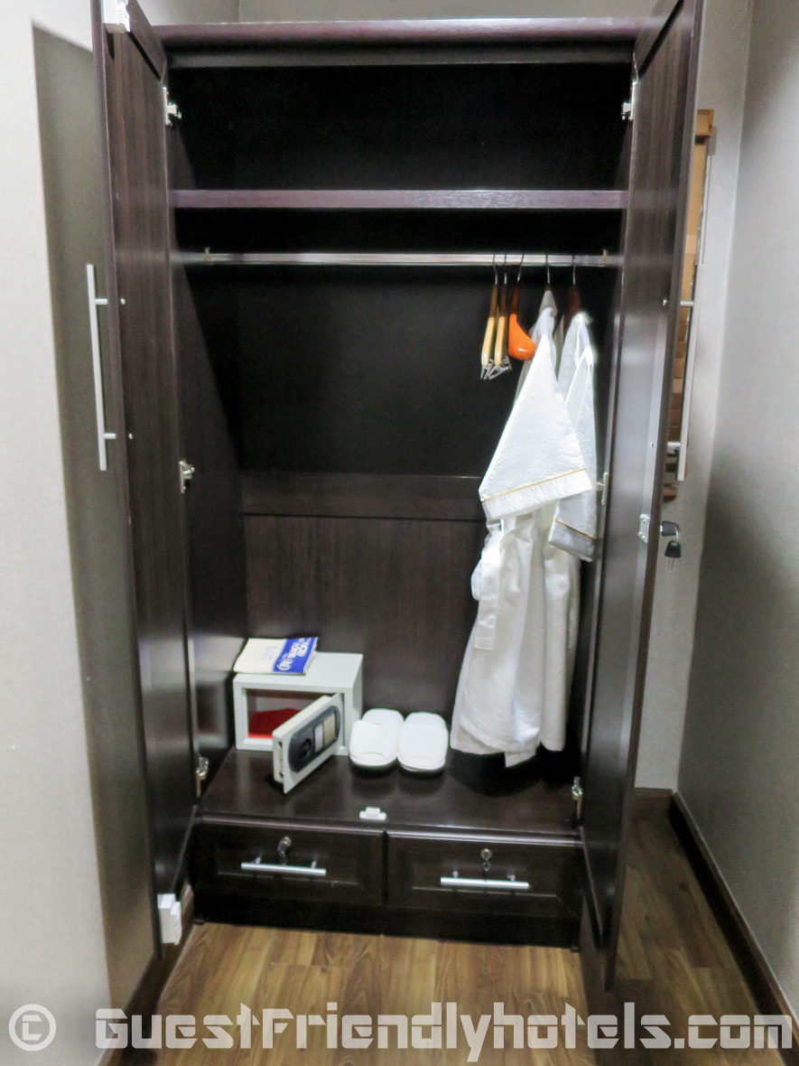 Wadrobe for your clothes and a small safe are found in the rooms at the Beach Front Resort Pattaya
