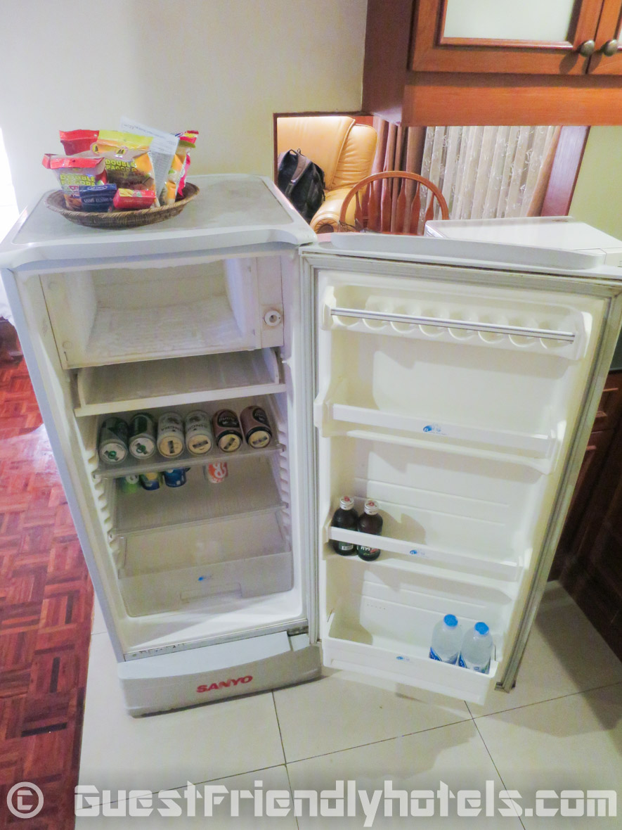 big appartment sized refrigerator in Royal Ivory Sukhumvit Nana -Deluxe King room