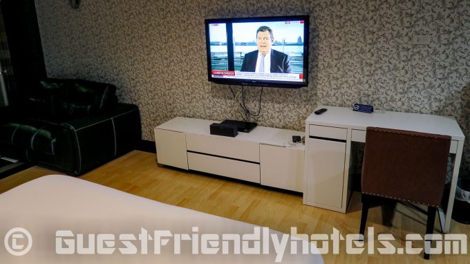  Grand Superior room amenities include Big 42-inch TV